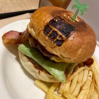 (Island Burgers ミカン下北沢)