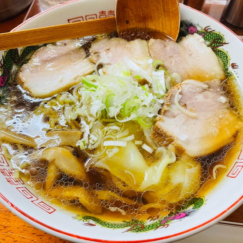 ワンタンチャーシュー麺(しなそば家)