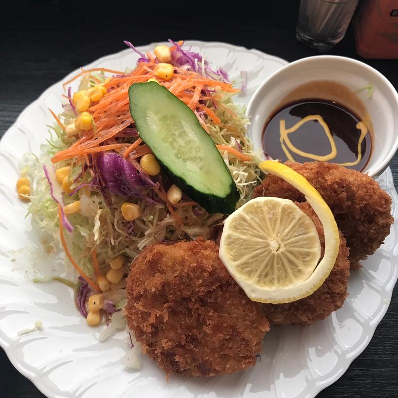 メンチカツ(サラダニース （Salade Nice）)