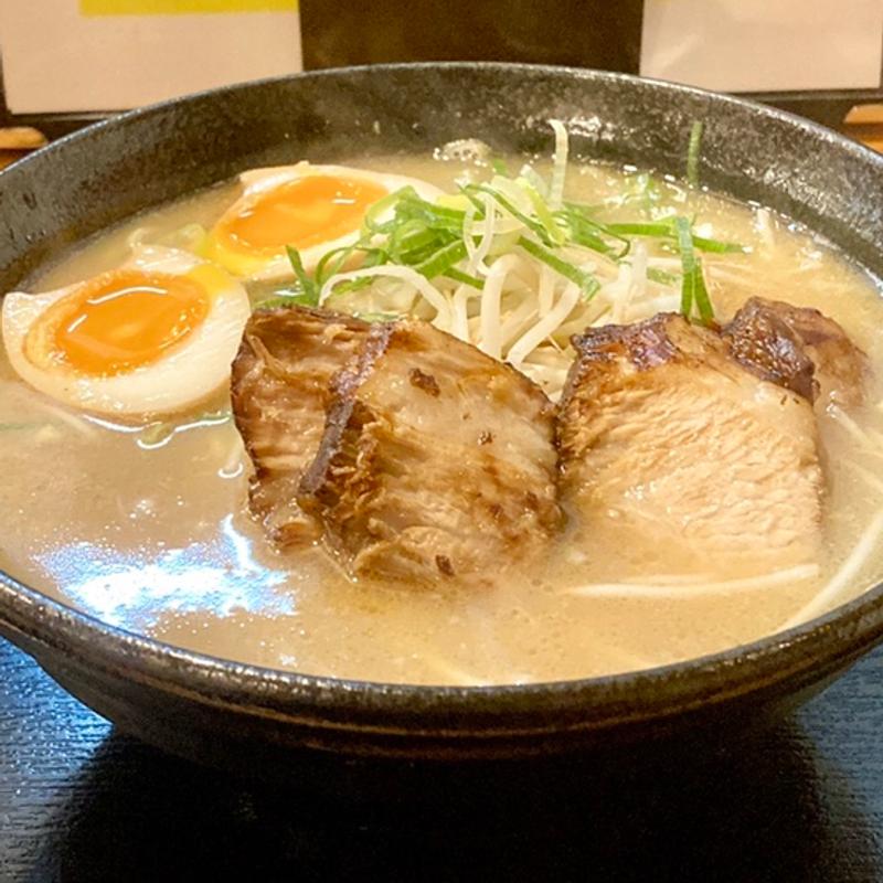 🉐しょうゆラーメン(ニンニクラーメン 44)