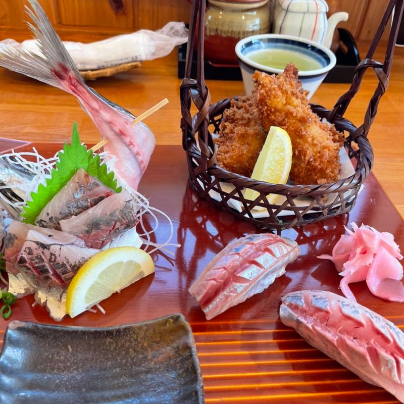 ■あじ菜膳（地鯵フライ地鯵すし地鯵刺身味噌汁サラダ香の物付）(うな瀬 )