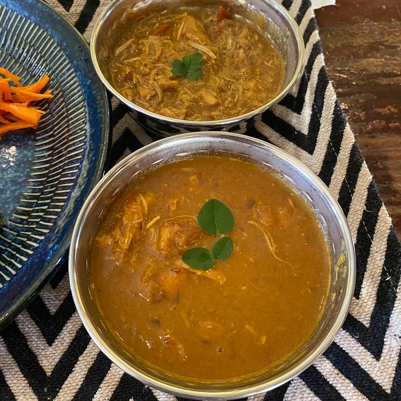 2種あいがけカレー(ひこぽぽ)