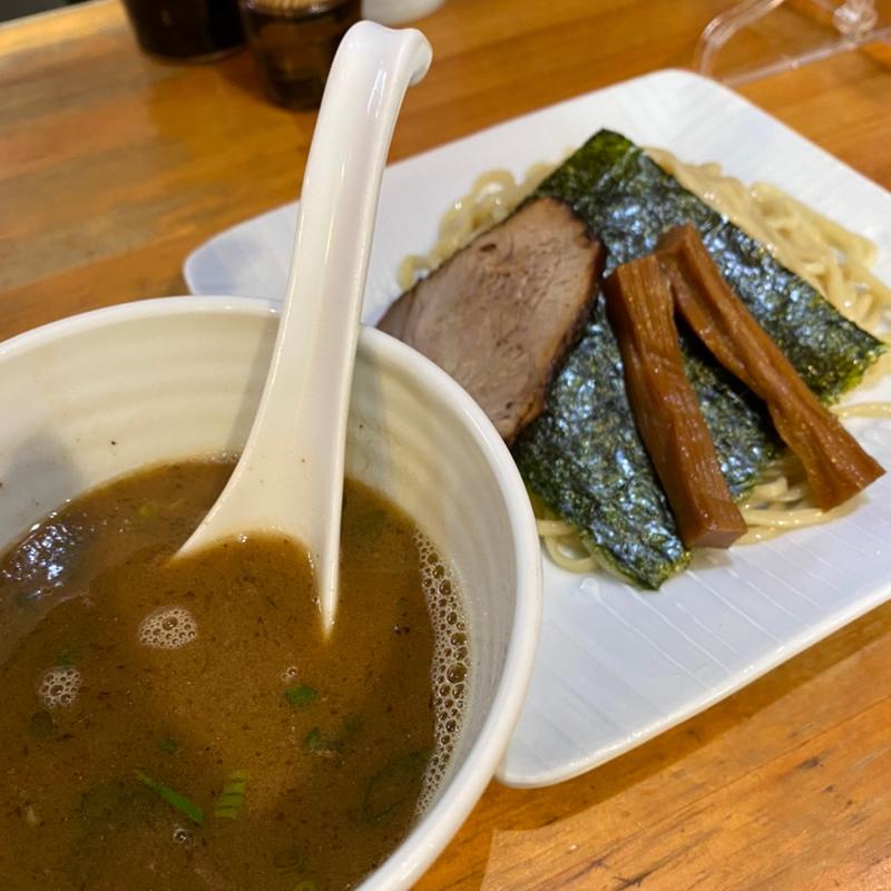 豚骨魚介つけ麺(濃厚魚介らぅ麺 純)