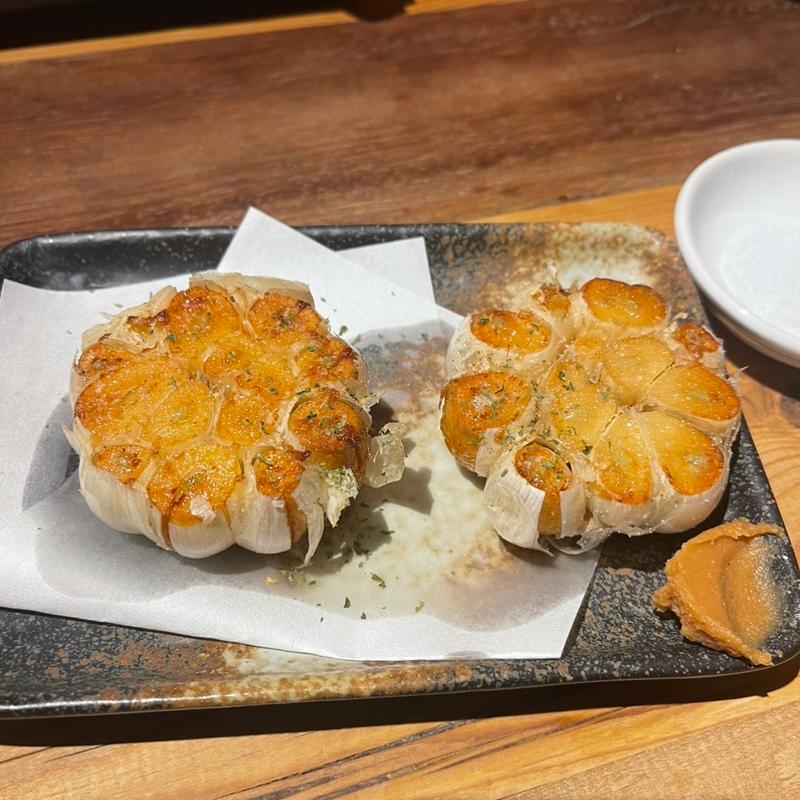 にんにくの素揚げ(旬鮮酒場 NOBU)