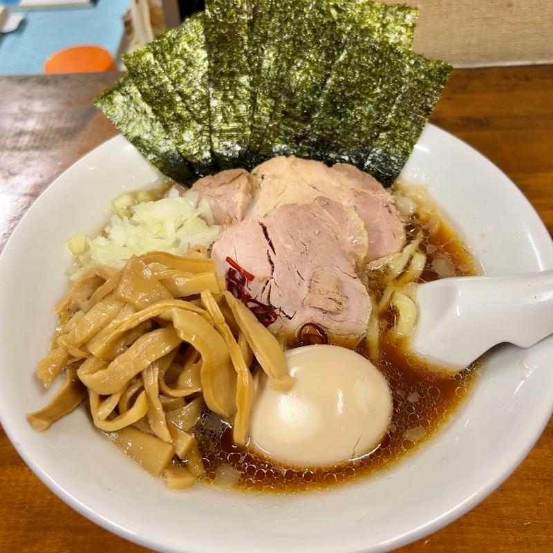 醤油らーめん(川越自家製手打ち麺Do-Jin)