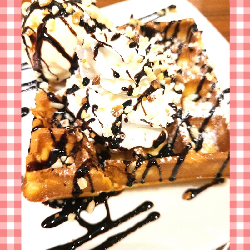 ワッフル　チョコレートSET トッピングアイス(パティオ ドゥ メトロ エチカ池袋店 （Patio de METRO）)