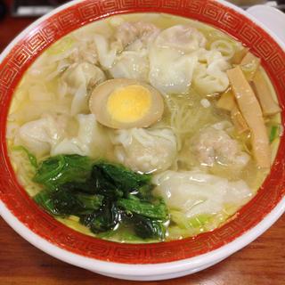 雲呑麺（わんたんめん） 塩清湯スープ(広州市場 新宿東口店 )