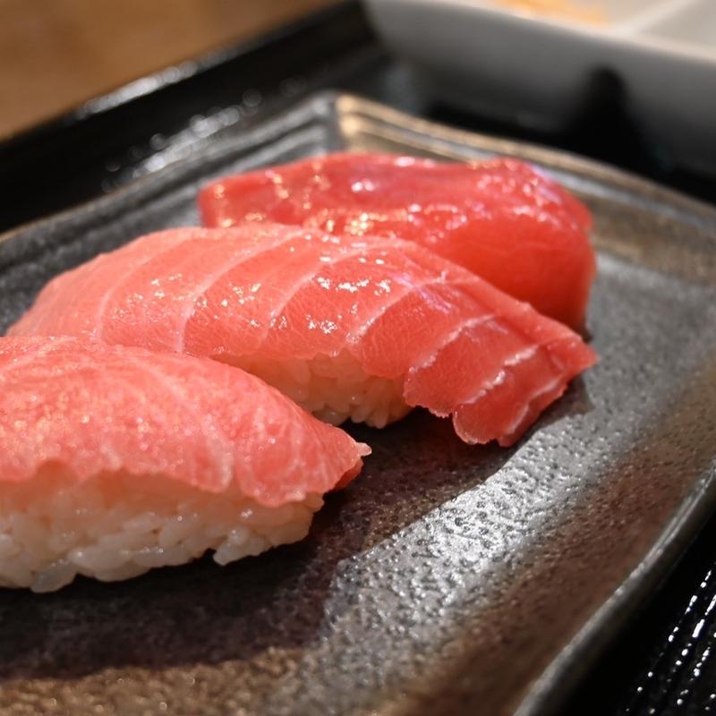 握り3貫(熟成うどん 菊太郎)