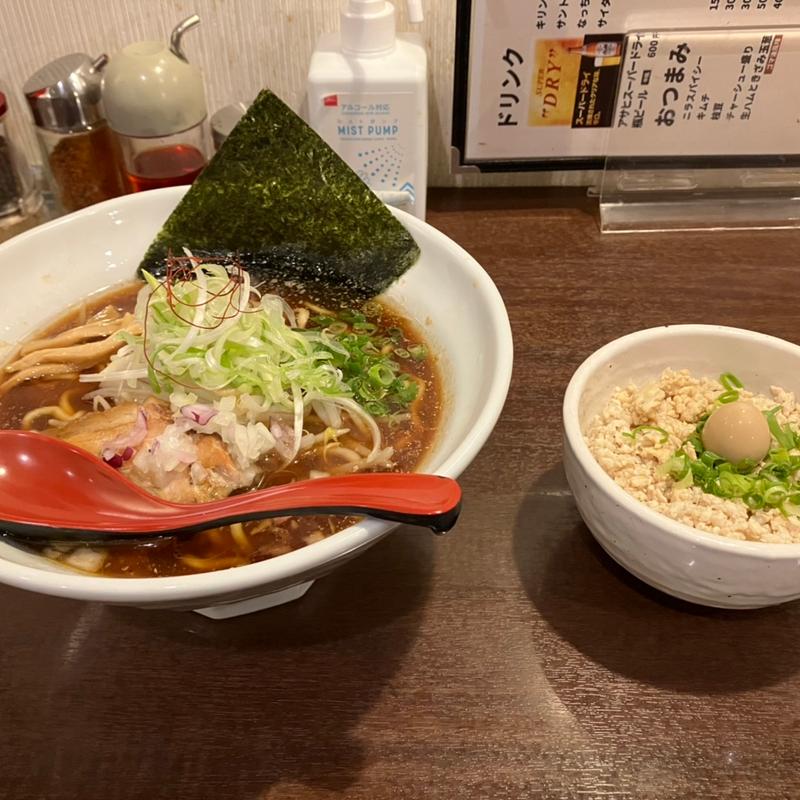 醤油麺ラーメン、そぼろご飯(エアーストリーム  （【旧店名】屋台ラーメン　エアーストリーム）)