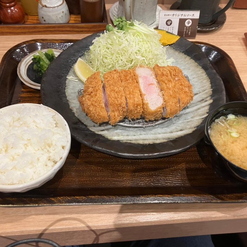 富山県産 厚切りロースとんかつ御膳(富金豚 マルート富山店)