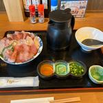 水漁丸海鮮丼 並盛り