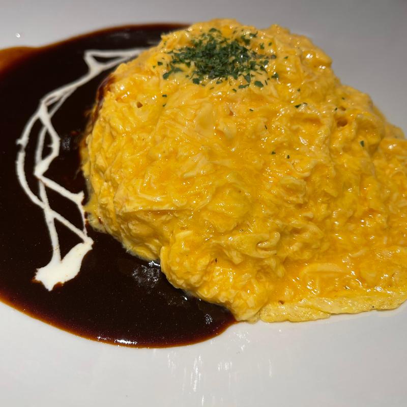 とろ〜り玉子のオムライス(YEBISU BAR 名駅店)