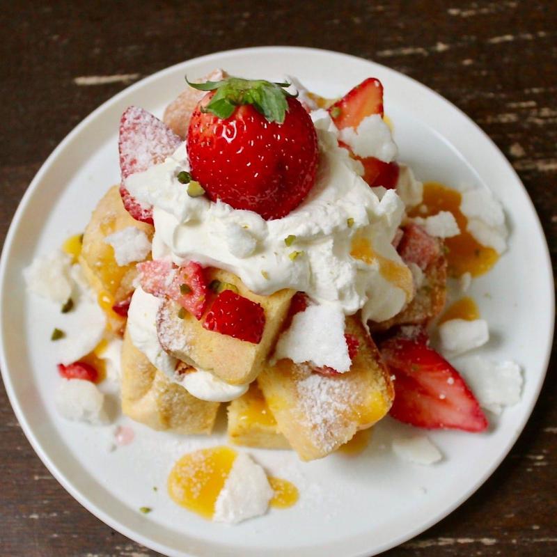 コロコロカステラ生クリィムケーキ(adito)