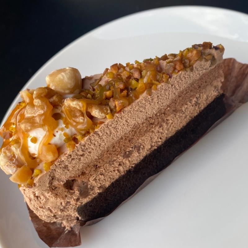 ナッツ&キャラメルのチョコレートケーキ(スターバックスコーヒー くずは美咲店 （STARBUCKS COFFEE）)