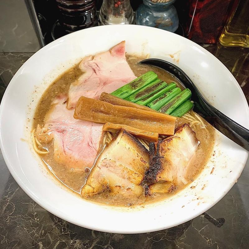 豚髄そば(群青)