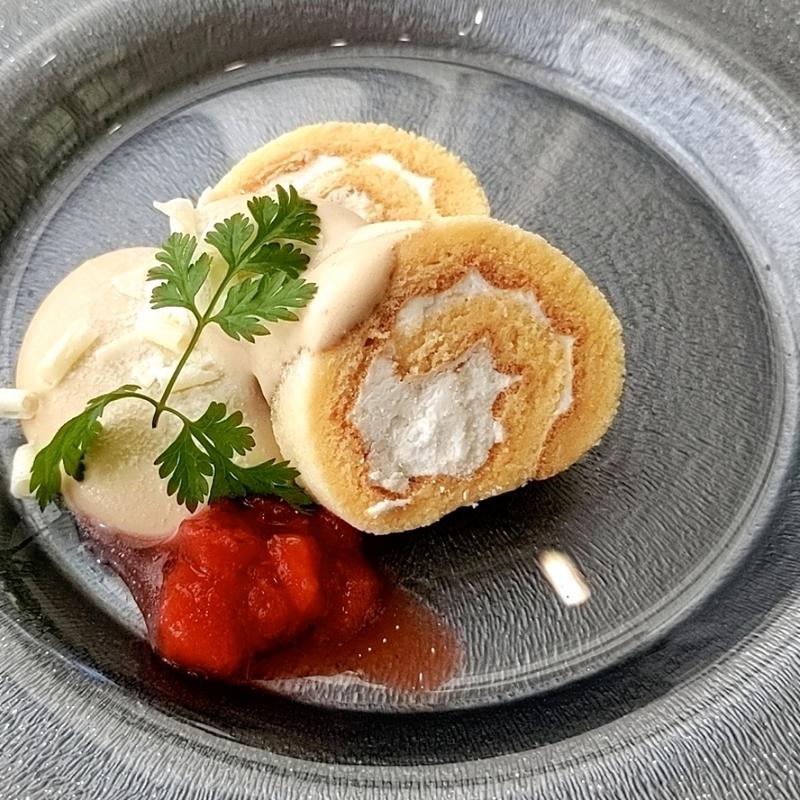 バニラロールと紅茶クリーム(ナイト＆デイ （ナイトアンドデイ）)