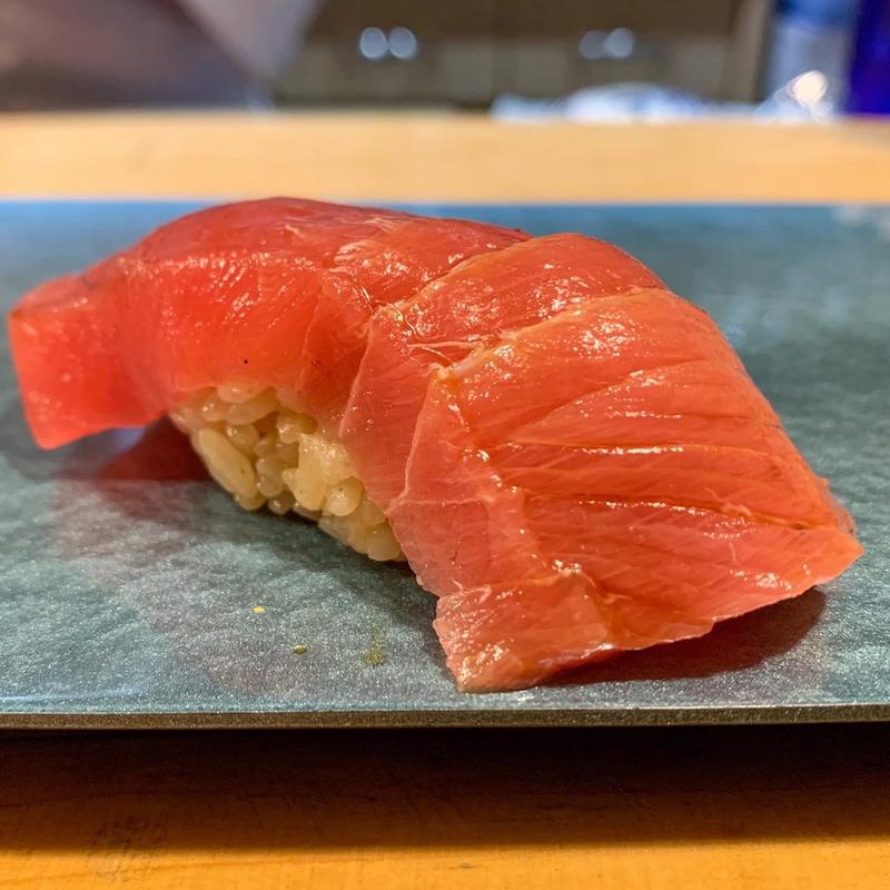 本まぐろ 中とろ(みこ寿司)