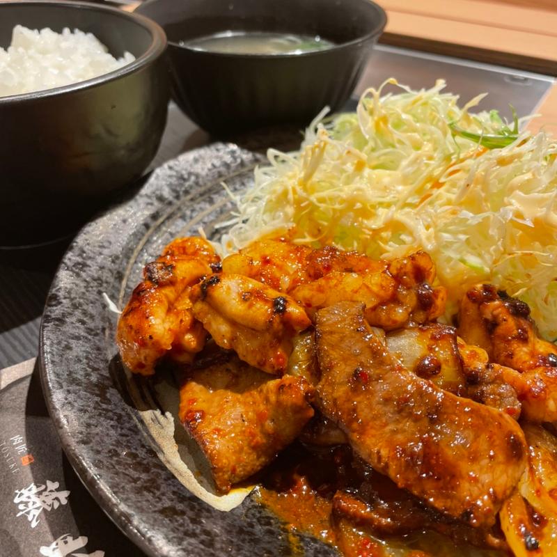 ホルモン定食(肉匠 藤助)