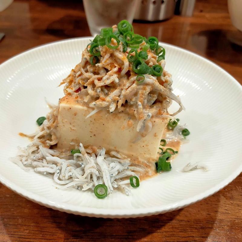 しらす冷やっこ(鳴龍 （NAKIRYU）)