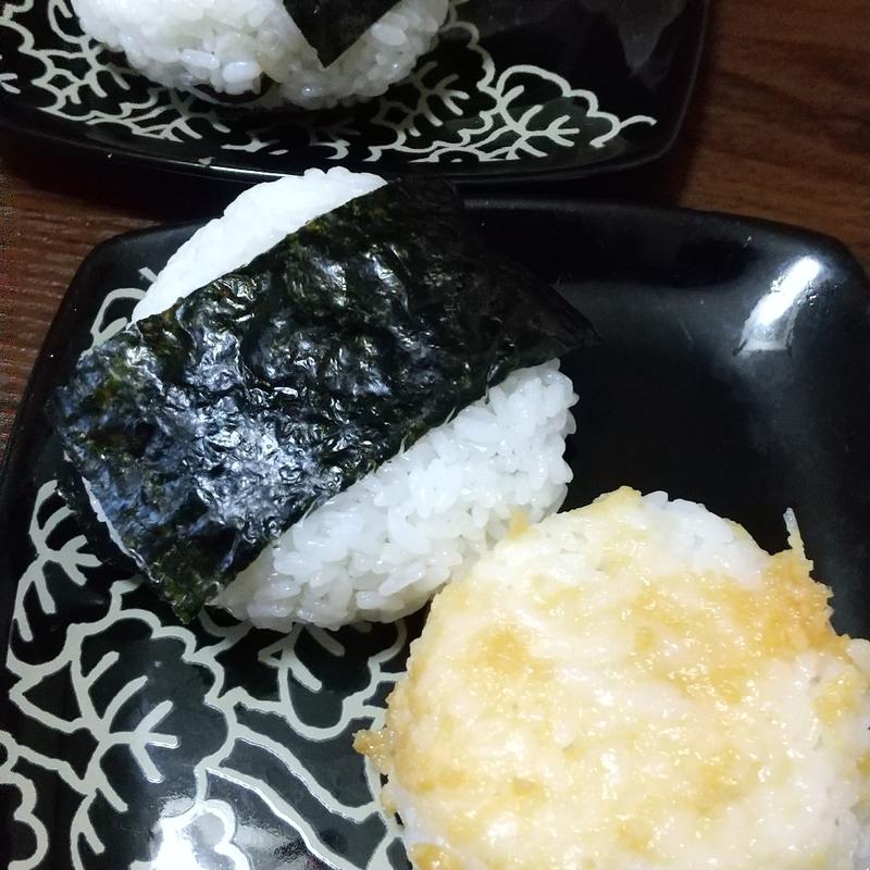 おにぎり(家ごはん)