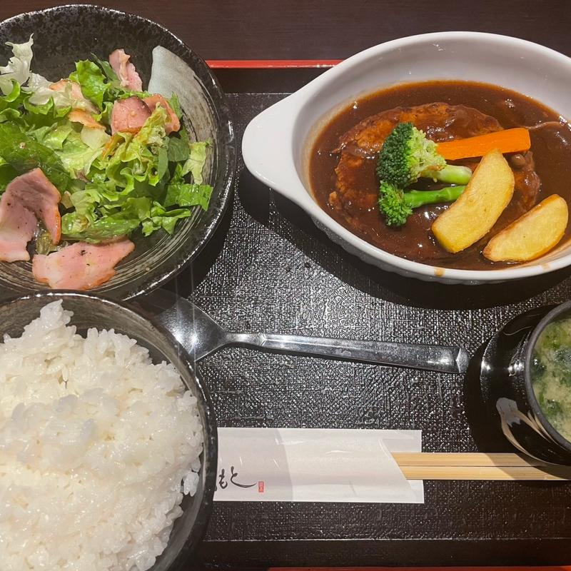煮込みハンバーグ定食(えのもと)