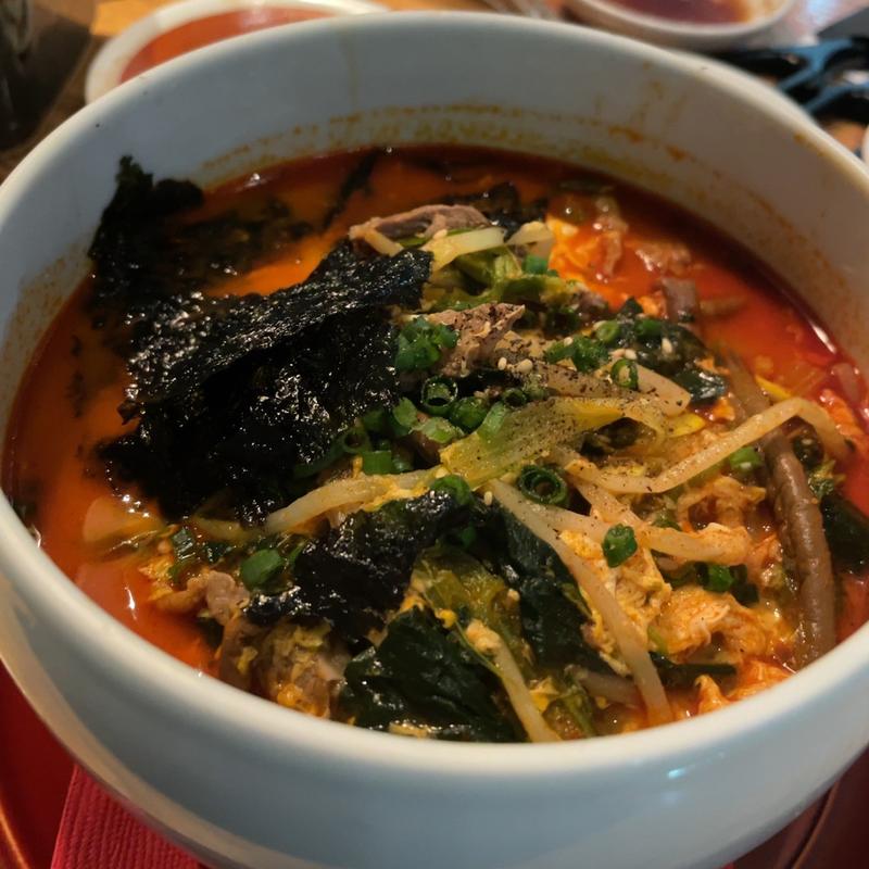 ユッケジャン麺(焼肉トラジ 本店)