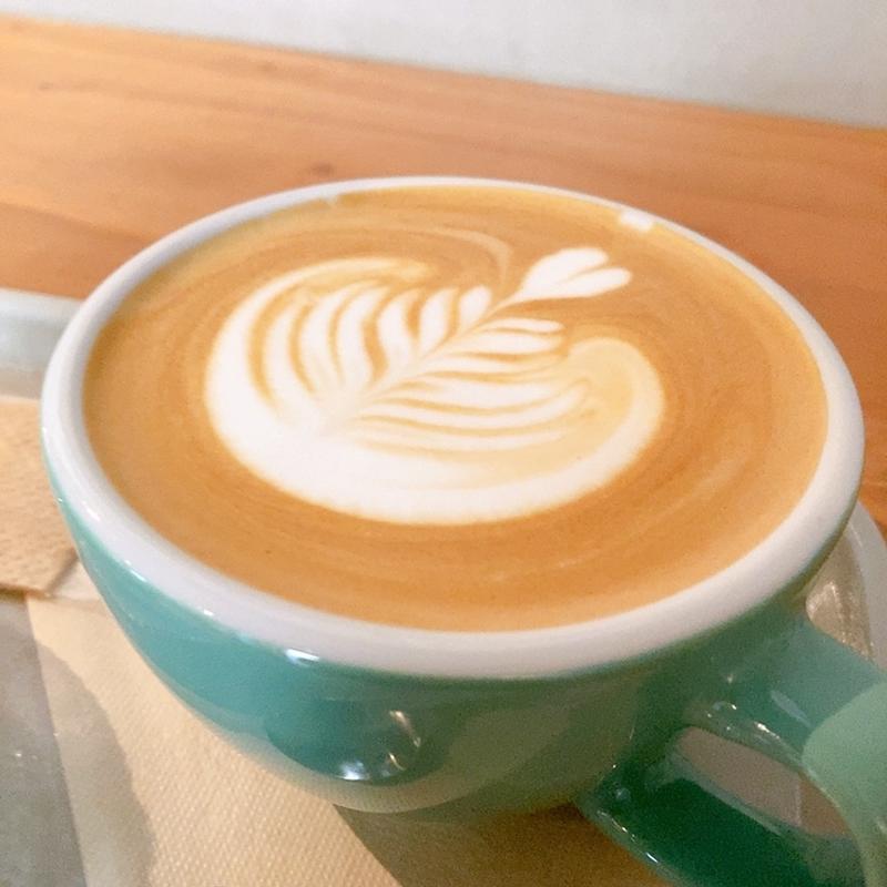 カフェラテ（HOT）(KIKI COFFEE)