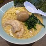 (横浜家系ラーメン 鯖江 魂心家)