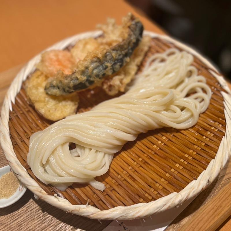 秋限定　秋刀魚天ぷら　ざるうどん(切麦や甚六)