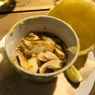 松茸と鱧のコンソメスープのパイ包み(lumielune(ルミエルネ))