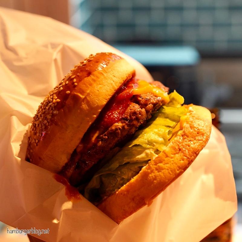 チーズロワイヤル(Louis Hamburger Restaurant ルイス ハンバーガーレストラン)