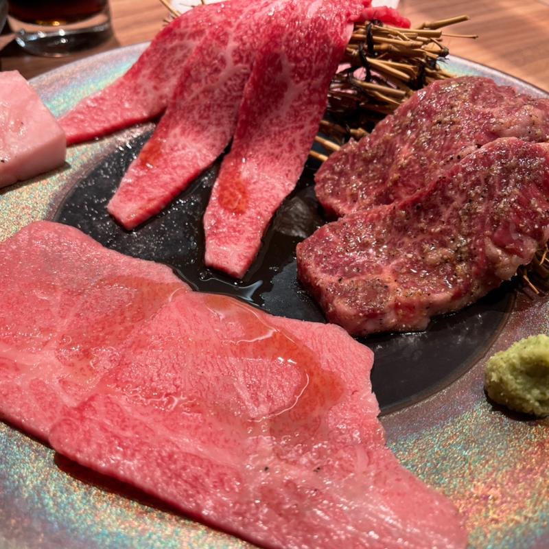 上ロース・和牛ハラミ・名店のカルビ　(Yakiniku 名もなき名店へ 一切入魂一枚売り焼肉)