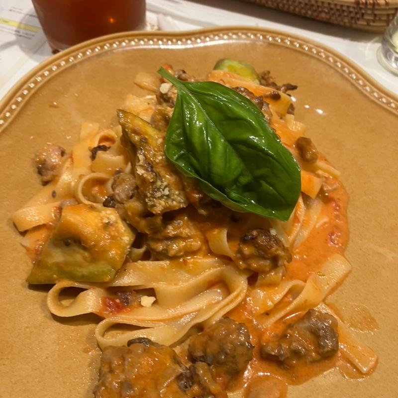 (壁の穴 札幌ステラプレイス店)