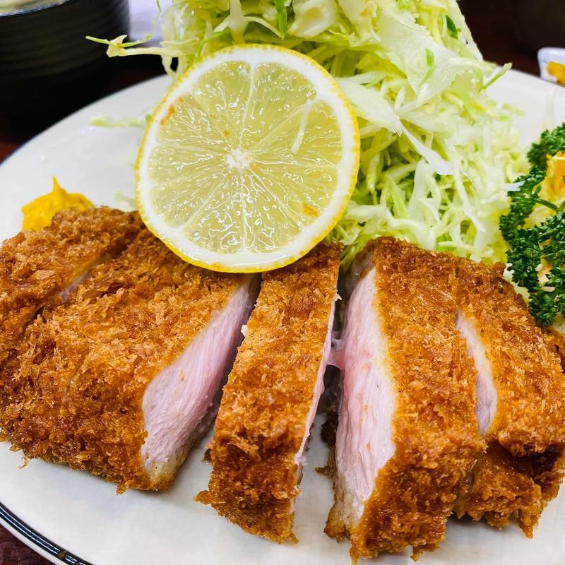 特選ロースかつ定食(とんかつ赤城)