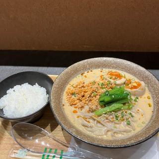 豆乳坦々麺(蕎麦・立飲み 一味)