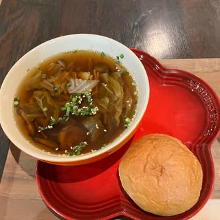 ホタテとキノコの和風スープ(Soup dining colombo)