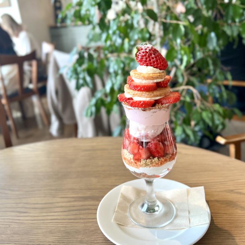 まりひめ苺のミルフィーユパフェ(GOOD PROVISION NEWYORK（グッド プロヴィジョン ニューヨーク）)