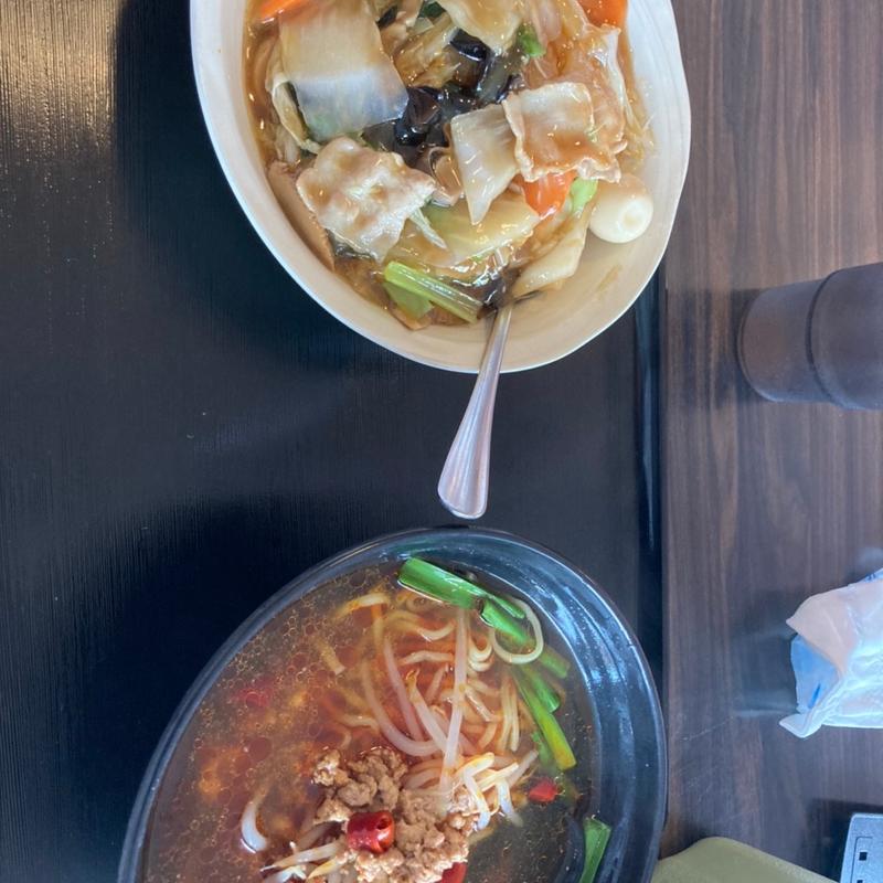 台湾ラーメン中華丼セット(台湾料理 天和)