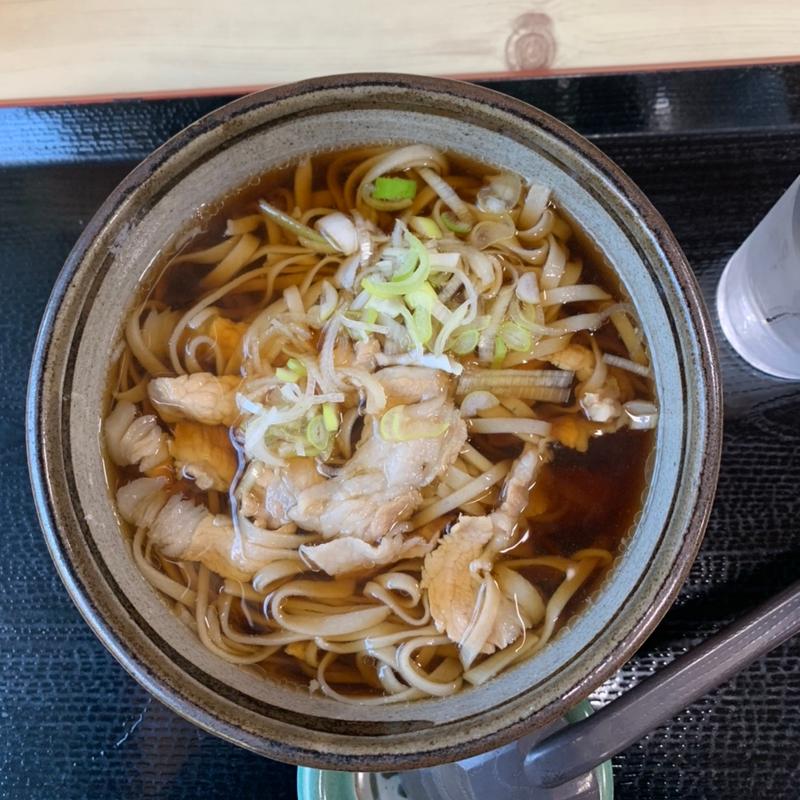 肉そば(そば処　鳩美 （はとみ）)