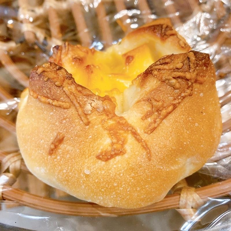 とろりんチーズ(あすなろベイキングカンパニー （ASUNARO Baking Company）)