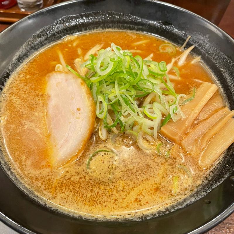 赤味噌ラーメン(威風 川崎店)
