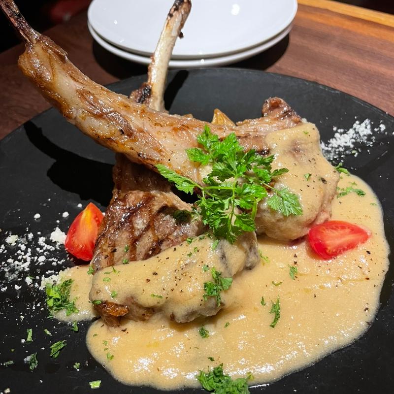 仔羊のグリル白ワインソース(GLUCK)