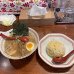 特製ラーメン+半チャーハンセット(おめでたい)