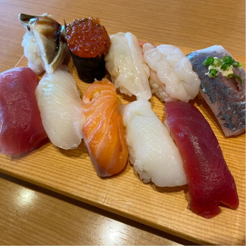 特撰握りランチ(スーパー回転寿司やまと 館山店 )