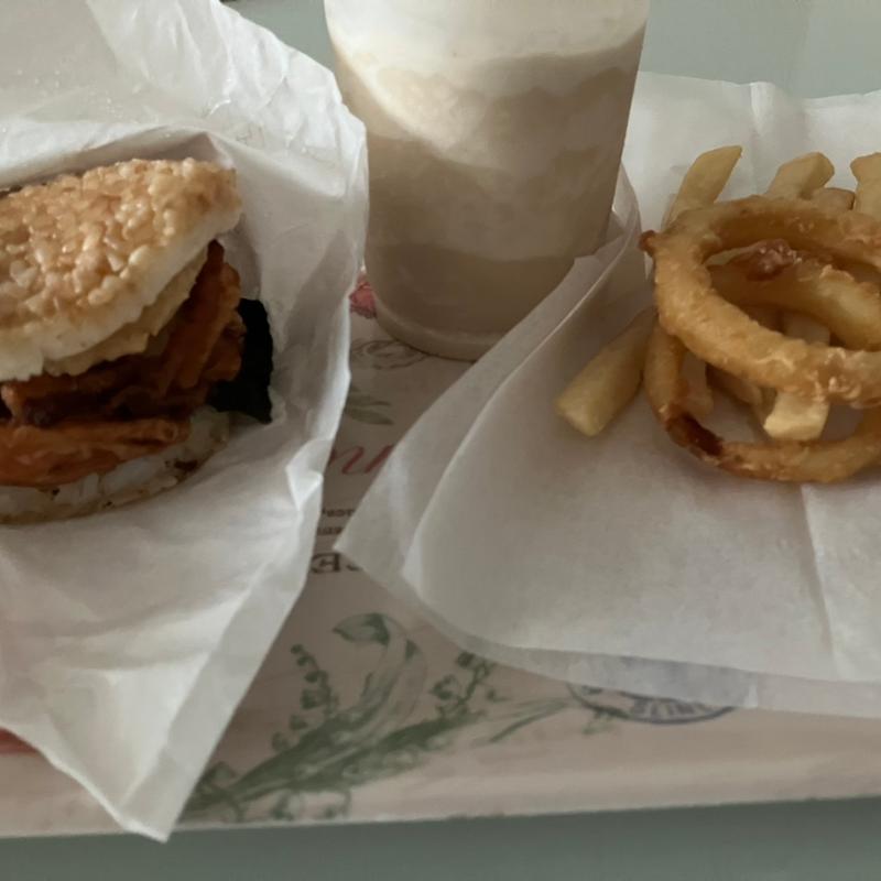 欲張りセット（オニオンポテトとコーヒーシェィク）(モスバーガー 浜松初生店)