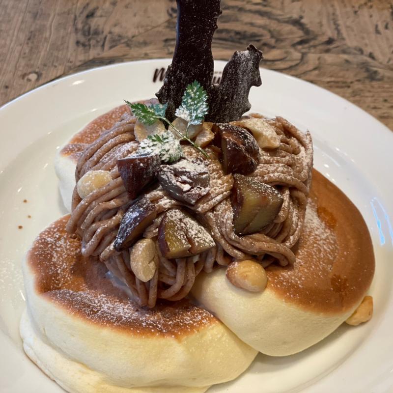 熊本県産和栗クリームのモンブランパンケーキ(メレンゲ みなとみらい店)