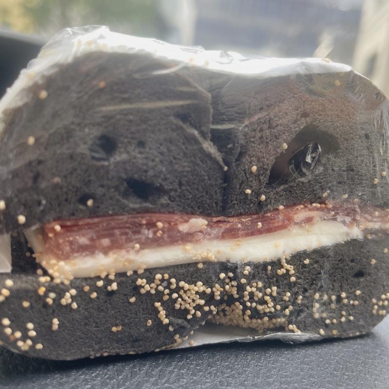 生ハムとアンチョビ(TANUKI APPETIZING)