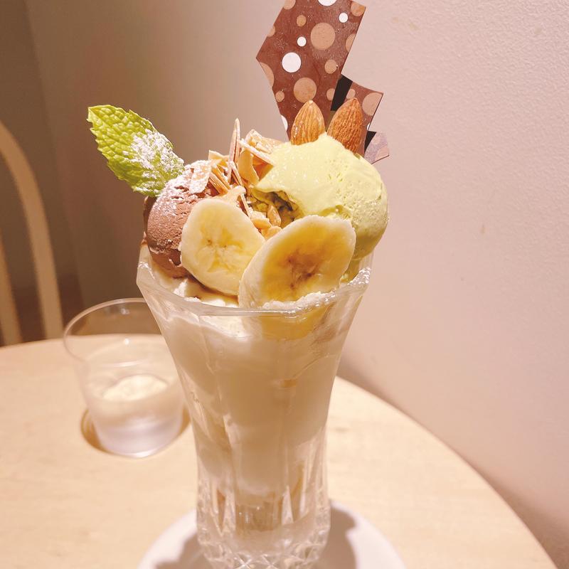 濃厚ピスタチオ　静かな森のパフェ(幸せのレシピスイート すすきの店)