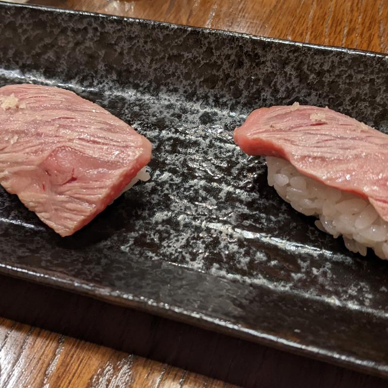 牛とろ炙りにぎり(寿司処 伸福 （すしどころ しんぷく）)