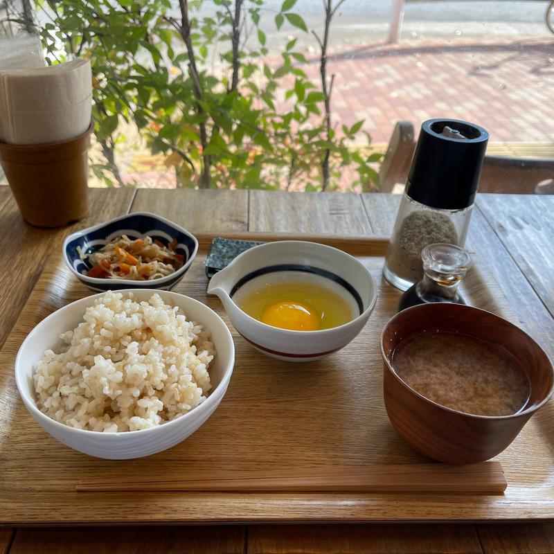 南房総じろえむ産平飼い有機卵のたまご飯(mamma cafe 151A)
